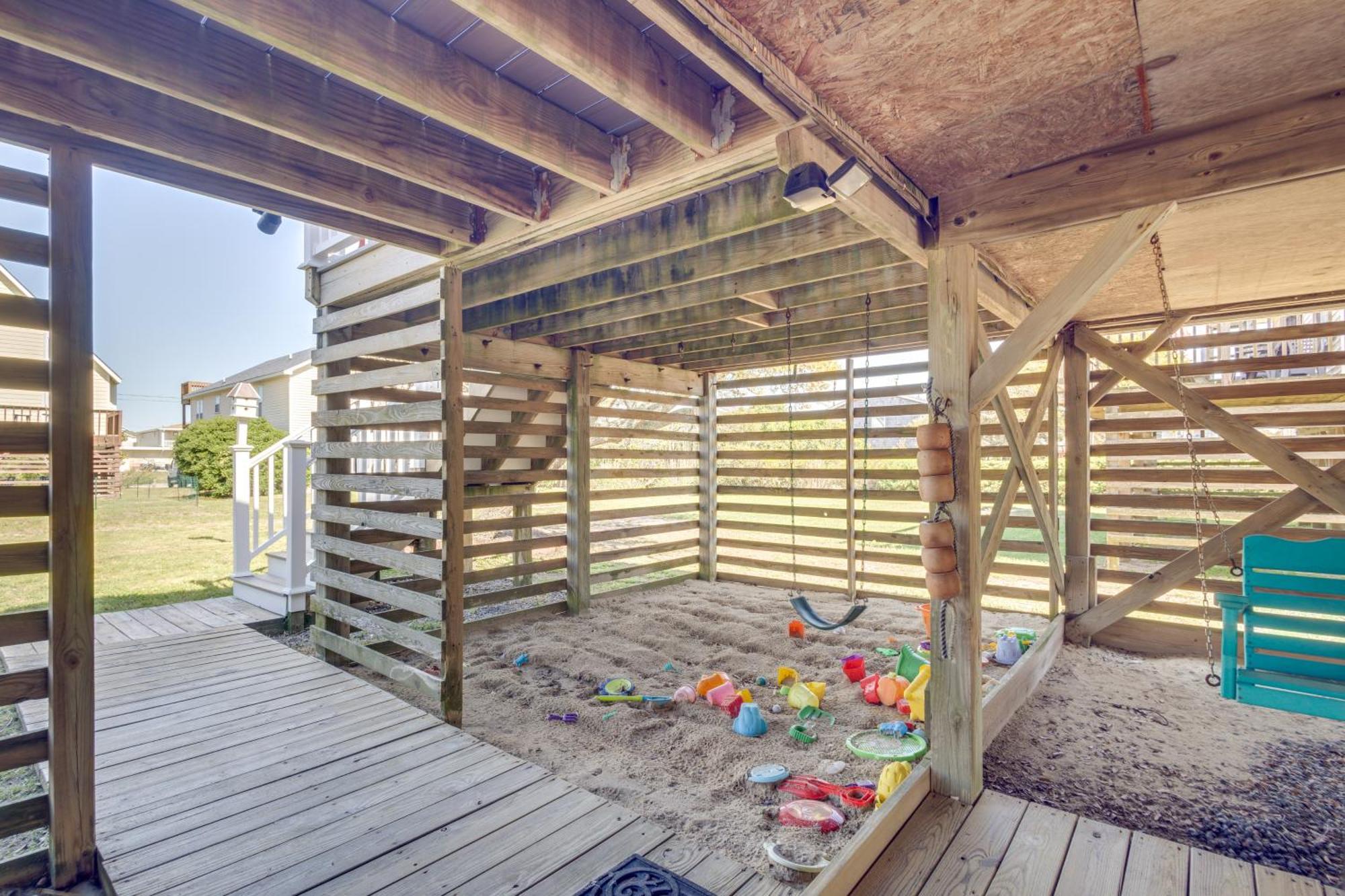 Coastal Home With Deck And Outdoor Shower Kill Devil Hills Zewnętrze zdjęcie